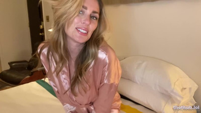 Diora Baird unboxing me ppv