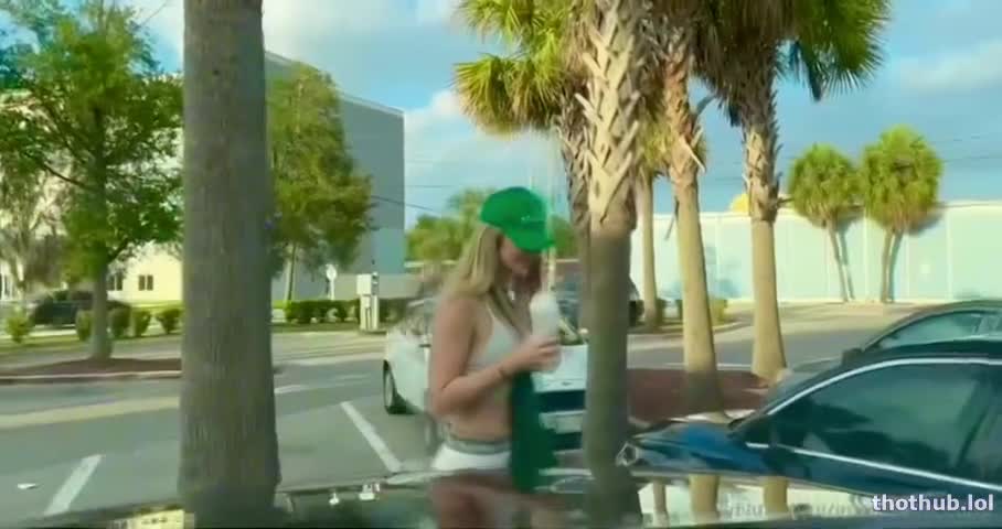 OnlyFans leaked Autumreed18 Starbucks Barista on HDthot