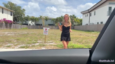 Bonnie Blue CAUGHT CUMMING IN PUBLIC CAR SEX