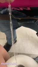 MissVanessaJune BG peeing together