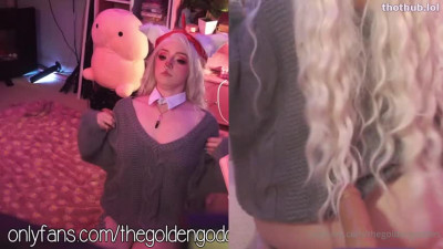 GoldenGoddess - cumshow with a surprise ending