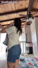 Berigalaxy sucking a dildo