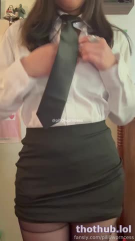 pill0wprncess titties tease ppv