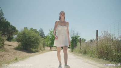 OnlyFans leaked Bitchinbubba_Charlotte Grey - Charlotte's Nude Walk on HDthot