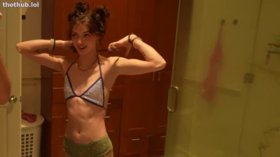OnlyFans leaked ooms Q - BG Shoot Petite and Orgasmic With Jack on HDthot