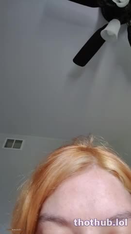 jxxnoluck flashing her tits and pussy live on twitch