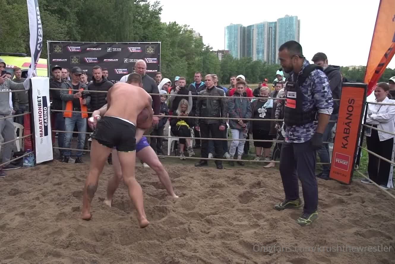 Nice guillotine finish - Russian sand pit submission wrestli..