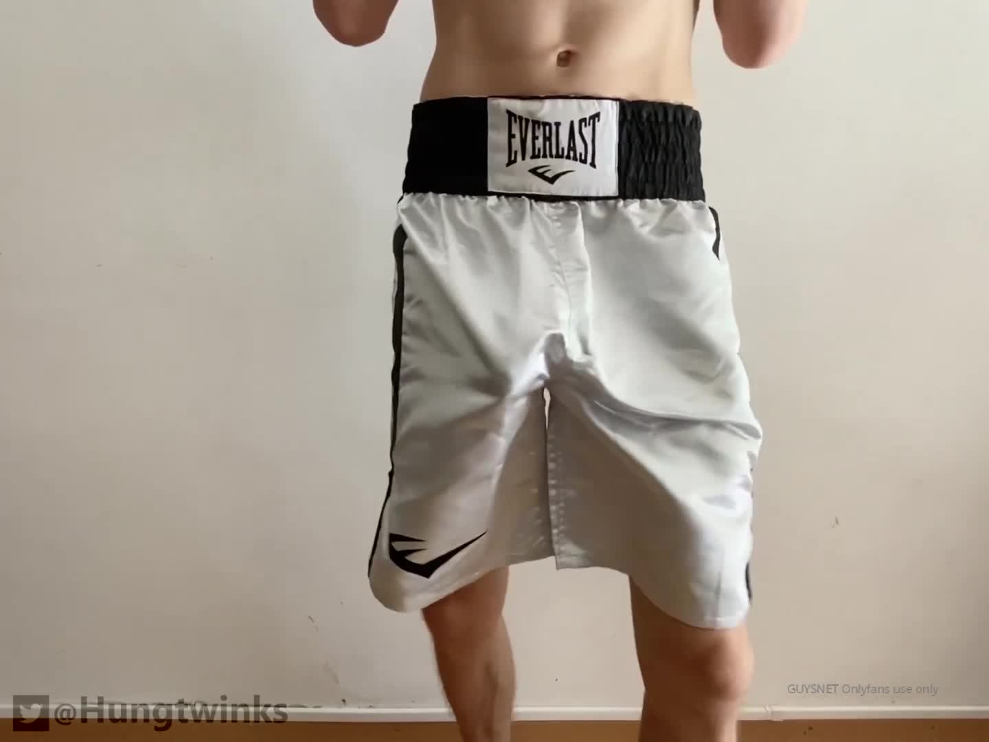 A new hot present for Guysnet Birthday. This time our bi Rus..