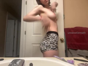ursweetiemoth OnlyFans leaked Good morning  part 1 on HDthot