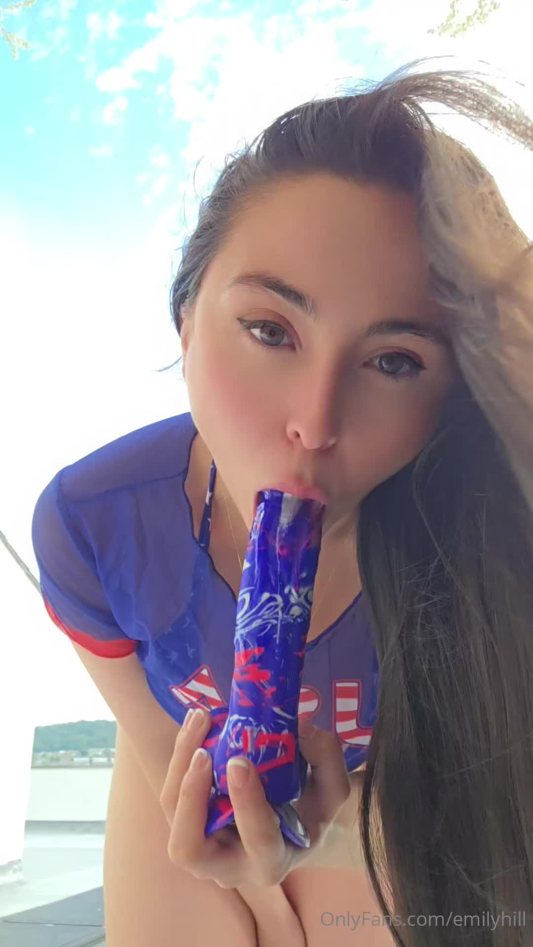 Emilyhill - Quite a wet outdoor vid for the 4th of July
