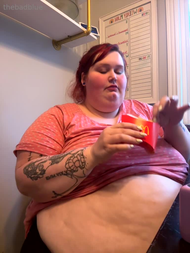 Thebadblue - come have a feel while i pig out