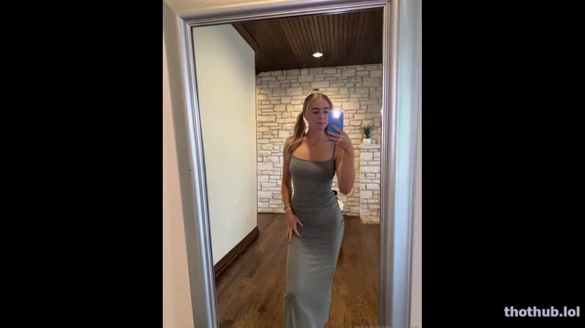 Grace Charis Nude in the mirror