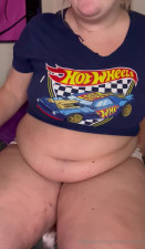 poptartbelly OnlyFans leaked Poptartbelly - Fat piggy stuffs her face after stuffing her face all day on HDthot
