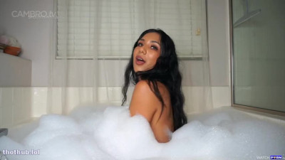 sloansmoans OnlyFans leaked bubble bath tease sloansmoans on HDthot