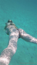 ninaphoenix OnlyFans leaked Ninaphoenix - Buoyancy test. on HDthot