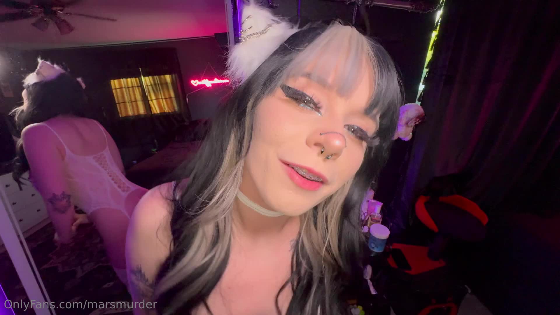 Marsmurder - Cat Girl Muffin Wants To Play!