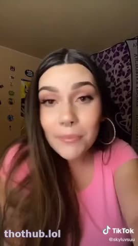 Skyluvsuu titty scandal