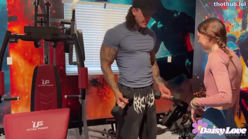 Shrooms Q finally fuck with the big buff dude
