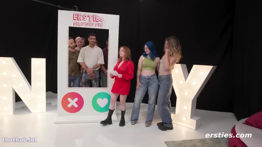 Tinder in Real Life - Khalamite & Gia G - Gameshow Part 1