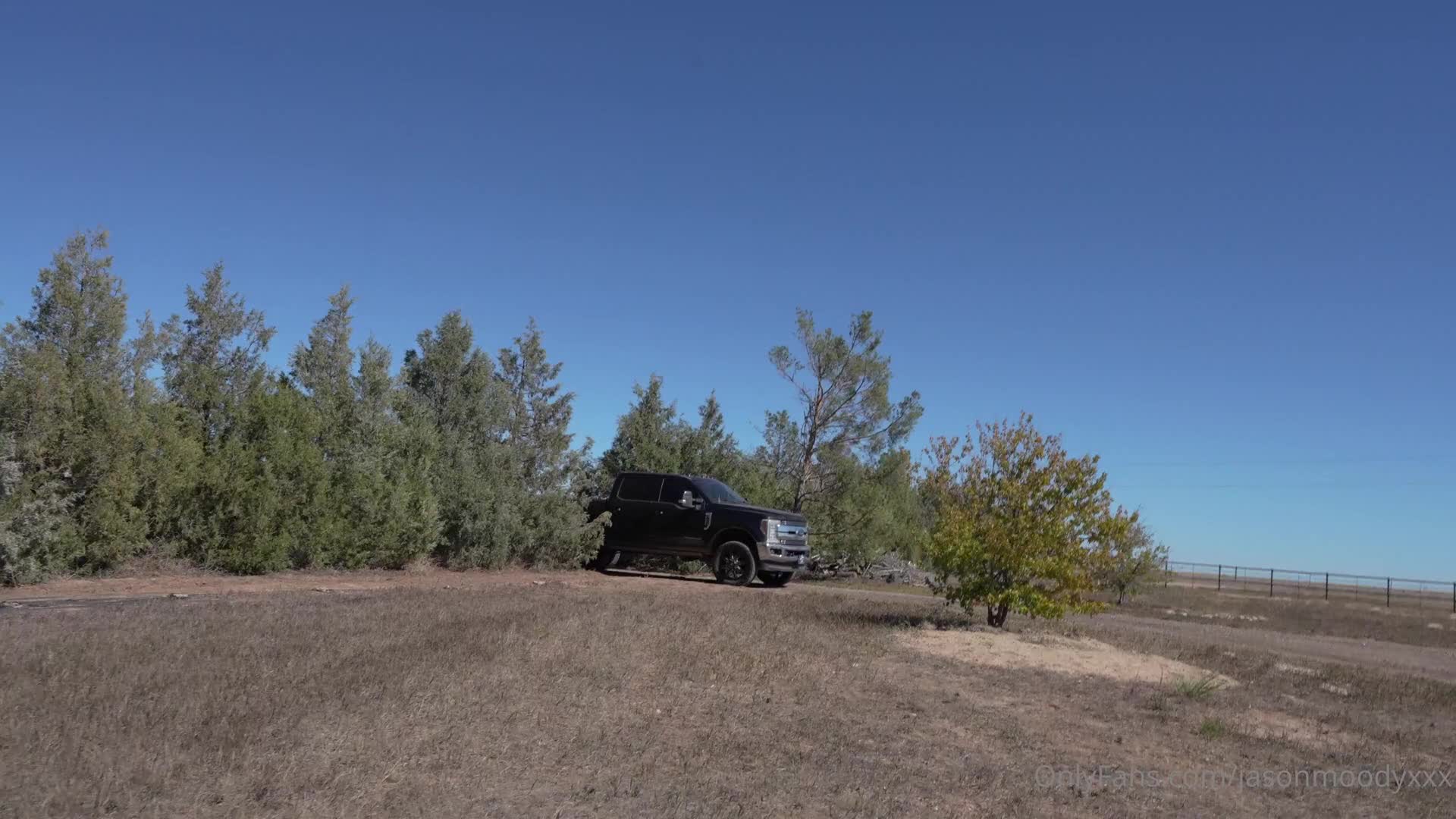 Jasonmoodyxxx - She got stuck in her truck New BG is out now!