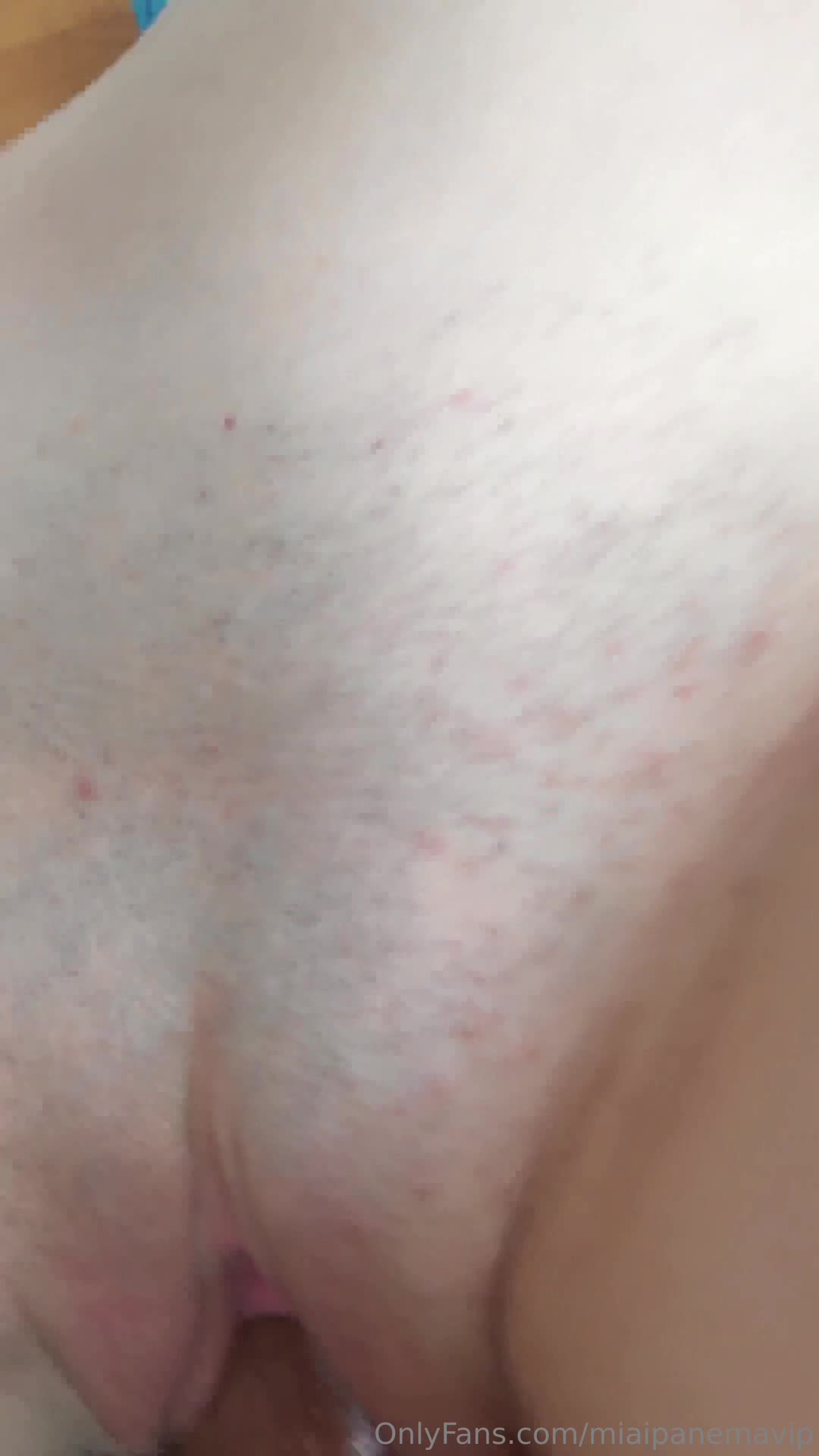 Miaipanemavip - Helping me get a deeper stretch
