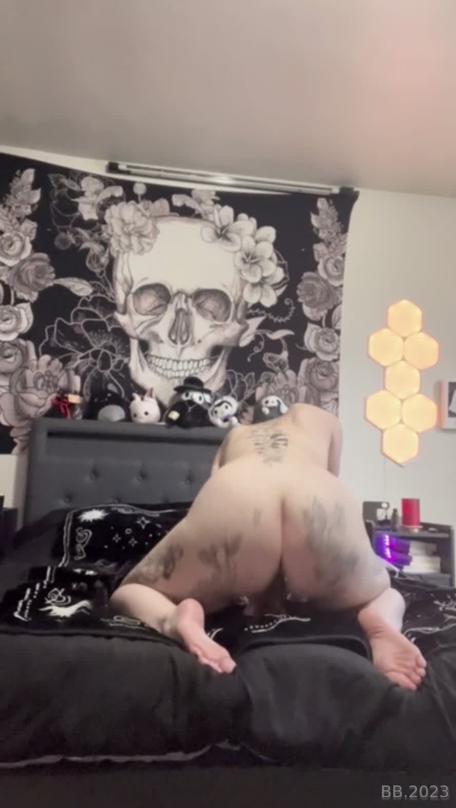 Yourhotm.f - Old video