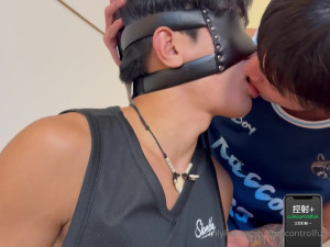 cumcontrolfun OnlyFans leaked Cumcontrolfun - 浣熊幹浩浩 邀請情侶來玩的尺度很大我能一次玩2根屌，浩浩坐上浣熊的屌 on HDthot