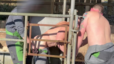 farmer_s_a_m OnlyFans leaked Farmer_s_a_m - We were working on the farm when @duncanxxxxl and I thought .. on HDthot