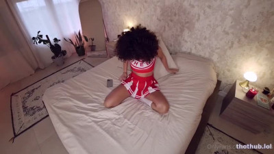 OnlyFans leaked Beasecrets - Cheerleader awaits Daddy's gift on HDthot