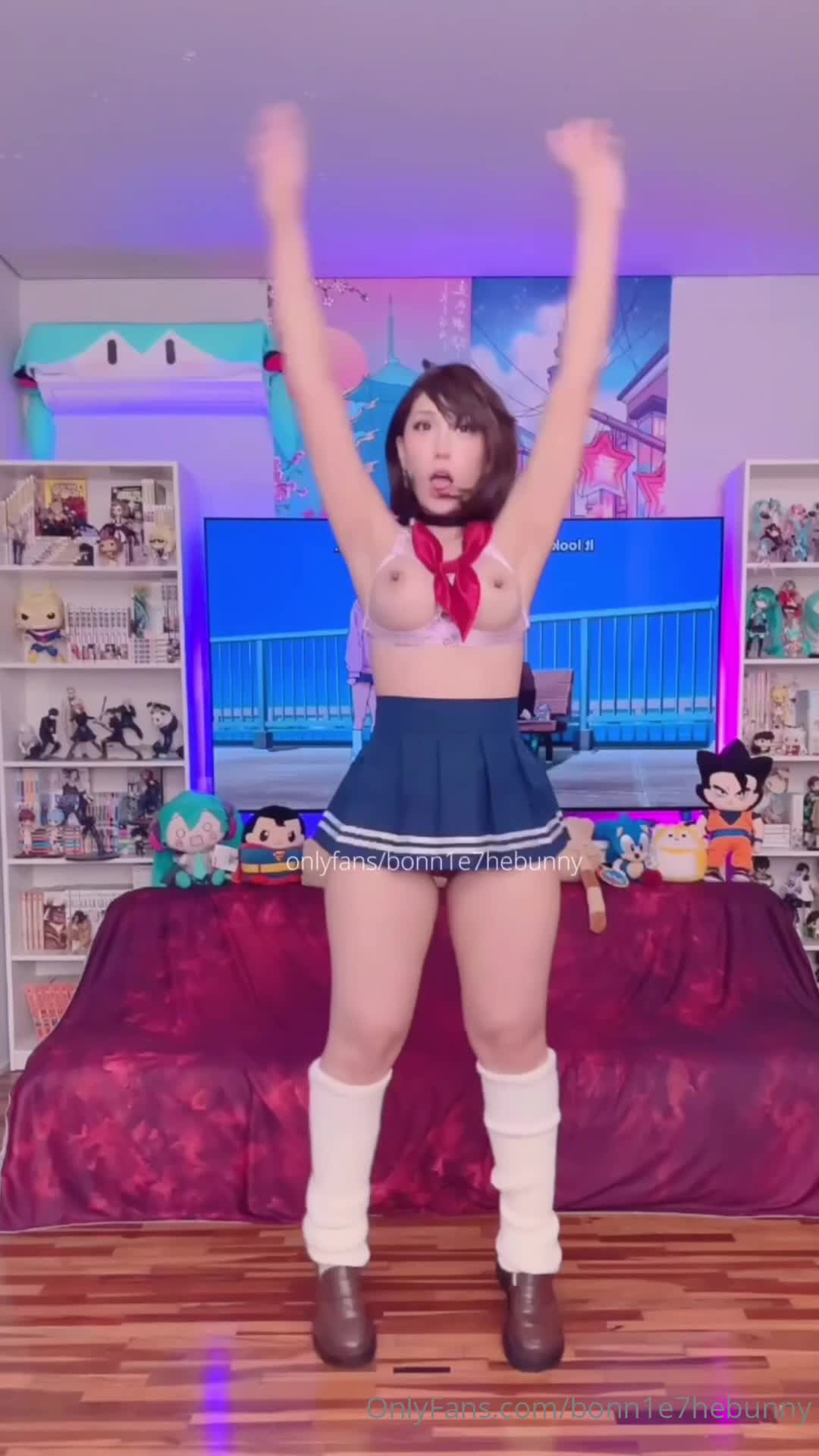 Bonn1e7hebunny - FREEBIE TEASE ALERT TKTOK_PORN edition PACK: Momo Ayase!Wh..