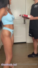OnlyFans leaked Mia Falls Sex Tape With Delivery Guy on HDthot