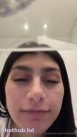 Mia Khalifa Reading Book Video Leaked