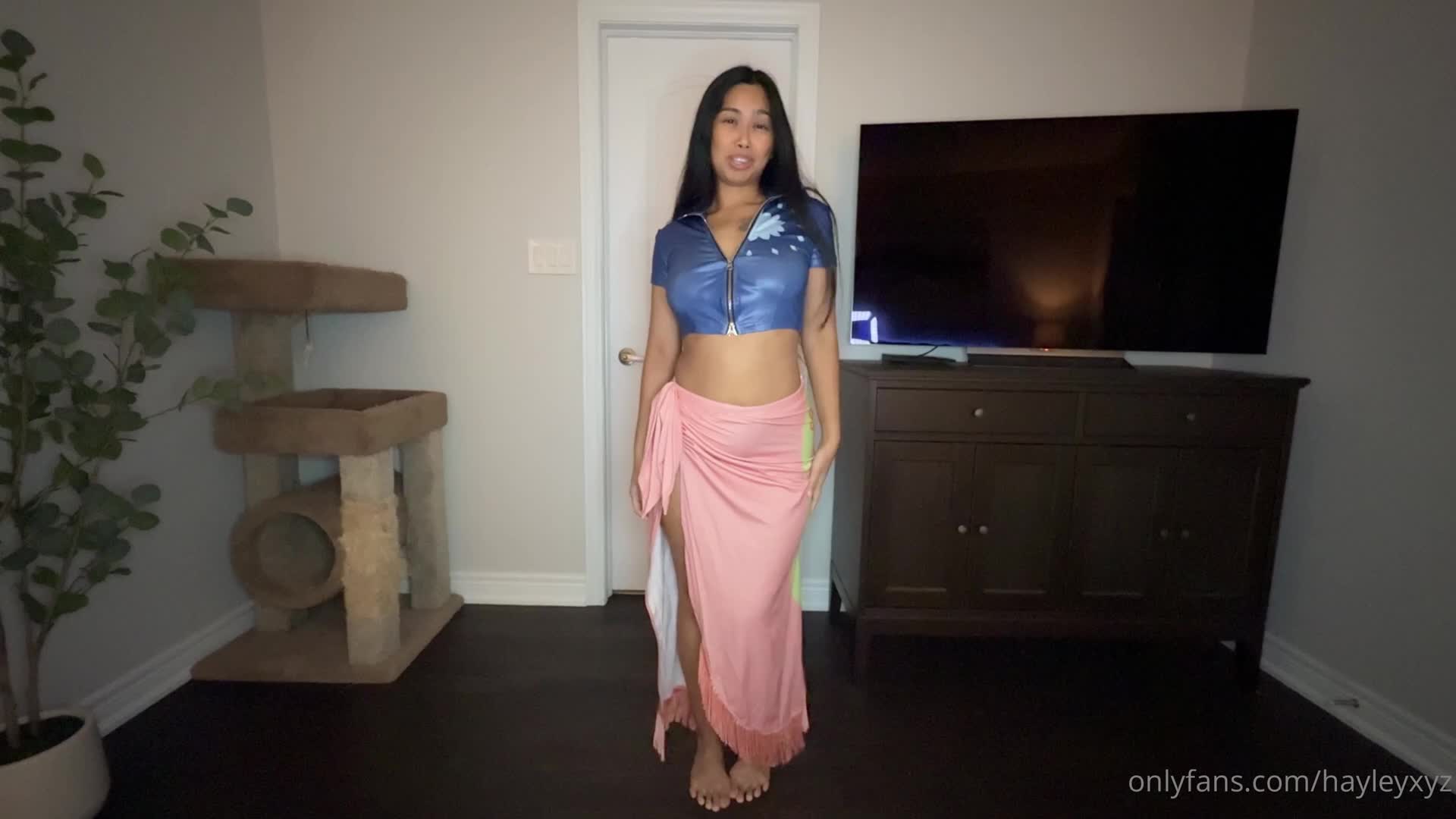 Hayleyxyz - Nico Robin Cosplay Fuck!