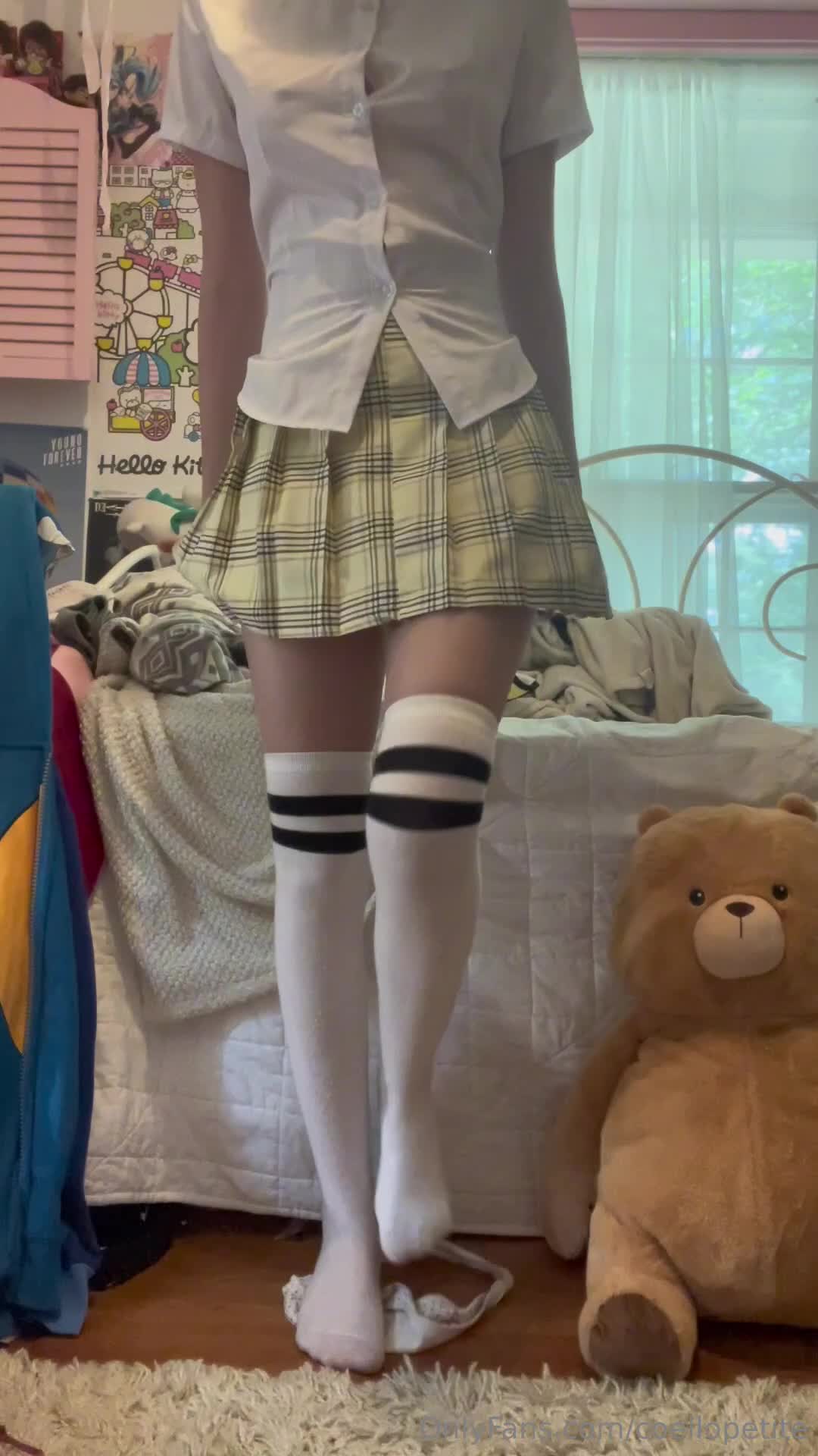 Coellopetite - Nerdy Slut Strips And Whimpers As She Rides Her Dildo