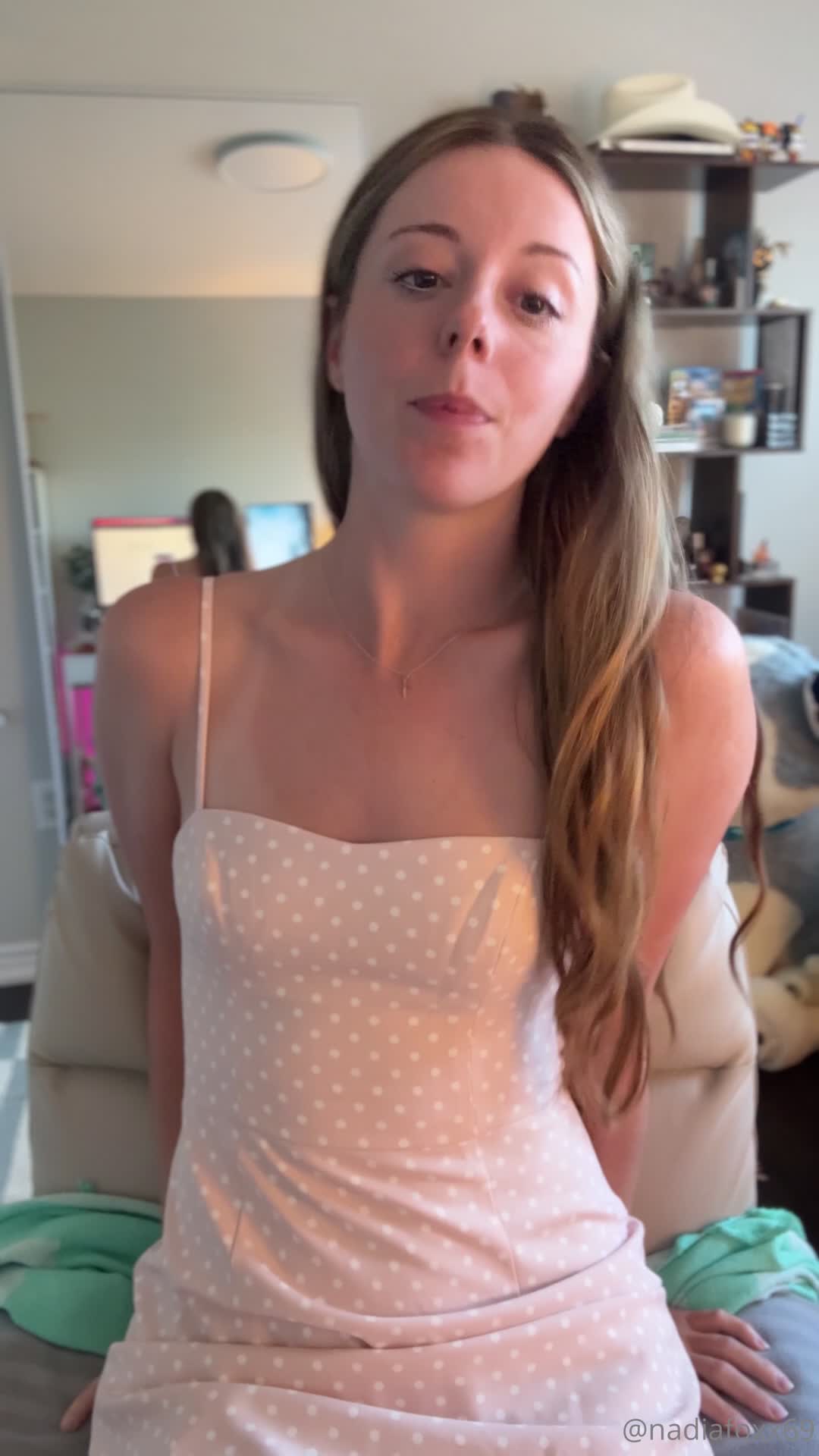 Nadiafoxx69 - Doing a fun new JOI today bc I couldn't not do at least ONE ..