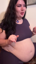 tianastummy OnlyFans leaked Tianastummy - the lion doesnt concern herself with finishing her whole cou.. on HDthot