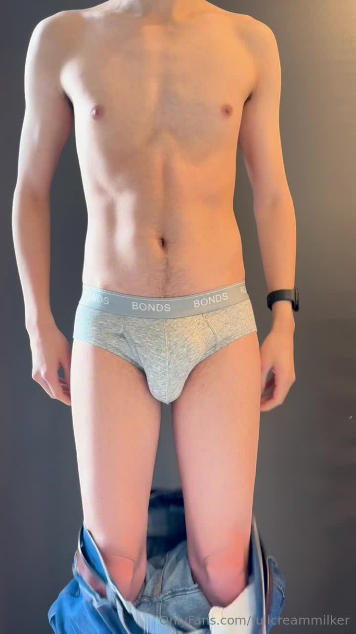Fullcreammilker - Remember @jakeokran? The hung Aussie twink who I denied 12 t..