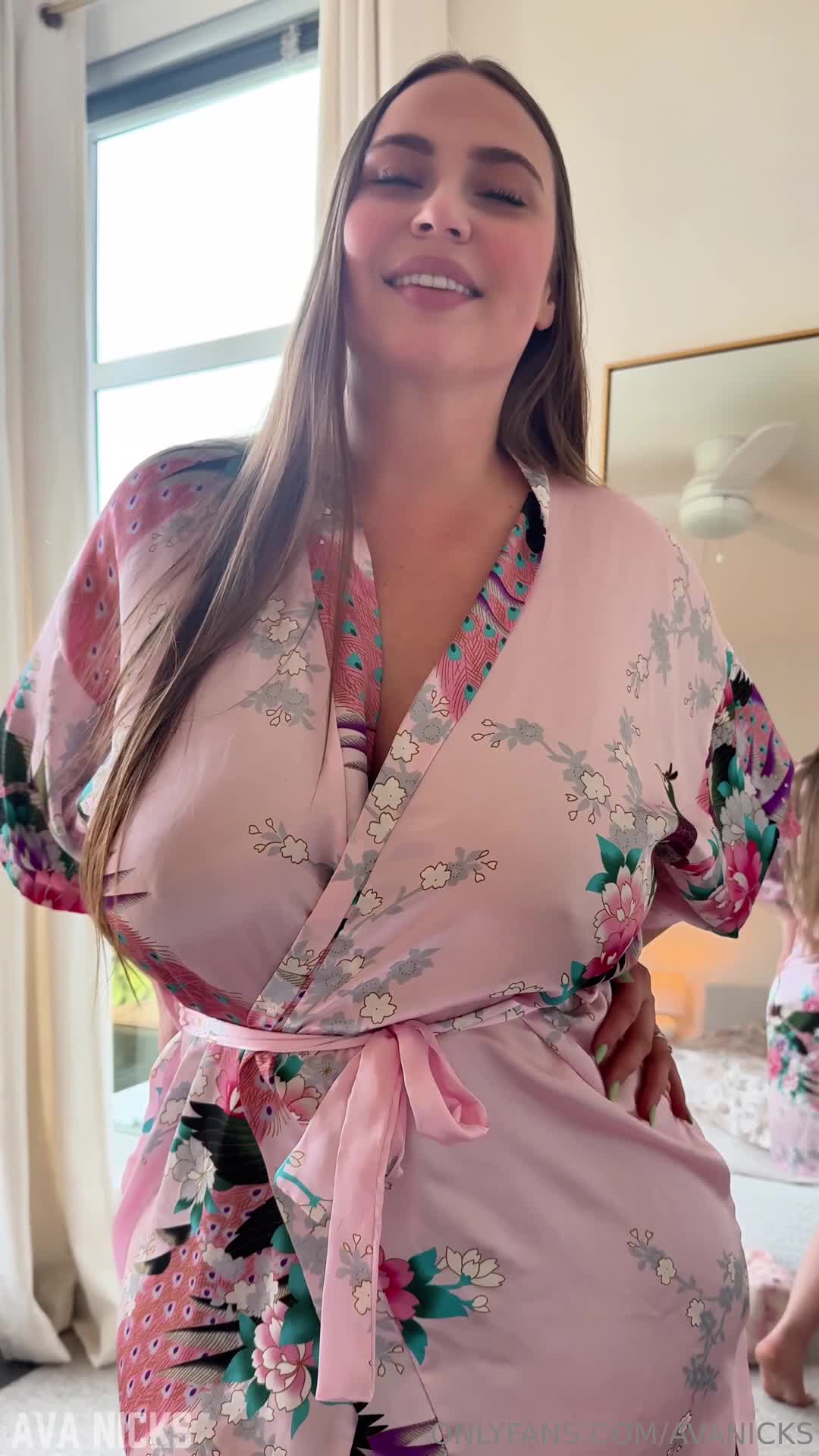 Avanicks - When stepmommy wants your cock before breakfast you give it ..