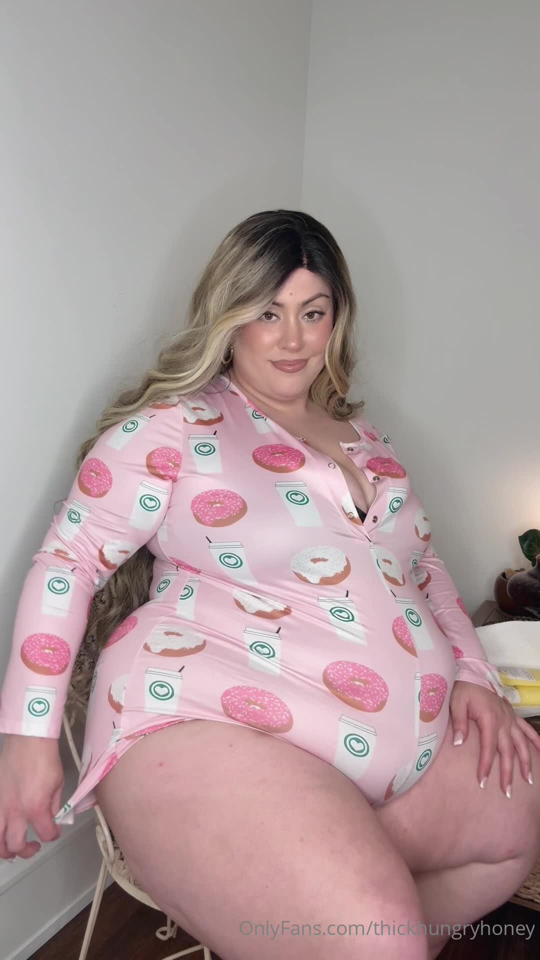 Thickhungryhoney - Remember this outfit? I wore it a couple years ago to funnel..