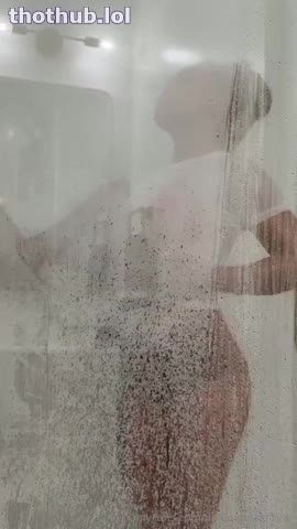 Paige Vanzant GG Shower Play