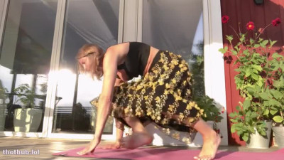 OnlyFans leaked Marling Yoga Upskirt b on HDthot