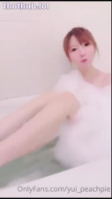 OnlyFans leaked Yui Peachpie - Cute Babe Masturbates In Foamy Bath on HDthot