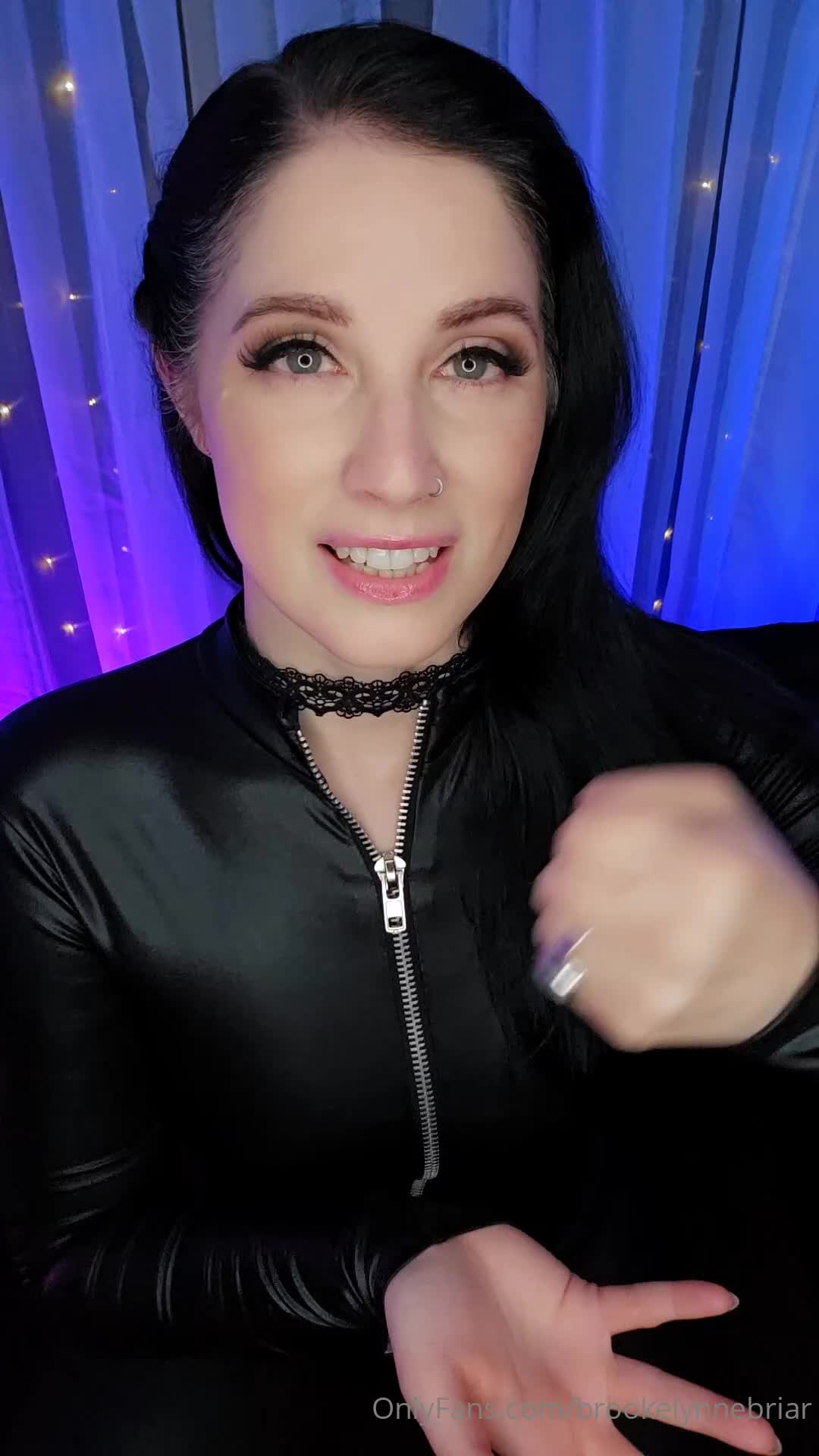 Brookelynnebriar -  Count Down Of The Day I want you to paint my tits wit..