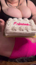 claireberrybbw OnlyFans leaked Claireberrybbw - First cake stuffing in years!! It was a struggle, oddly enou.. on HDthot