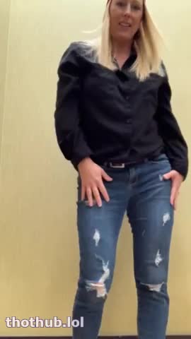 Brickbabe Masturbating in a Store Changing Room