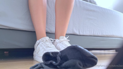 adorezee OnlyFans leaked Adorezee - I caught my nerd roommate sniffing my socks! Ewww!! What a f.. on HDthot