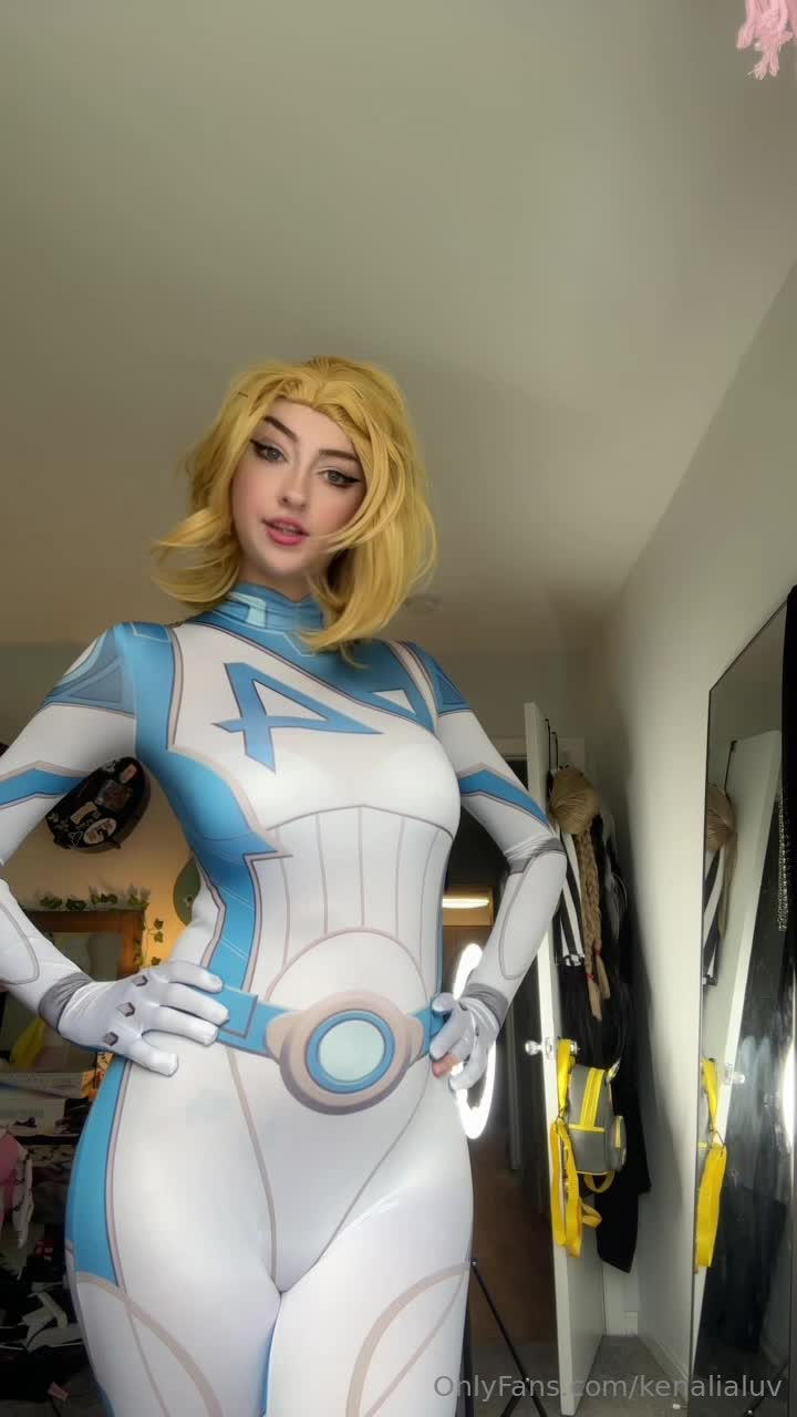 Kenalialuv - homewrecker!!! sue storm cheats cuz ur dick is bigger than h..