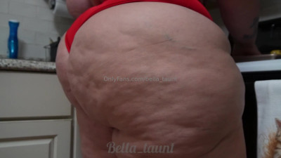 bella_taunt OnlyFans leaked Bella_taunt - Would you like some warm buns with your lunch? on HDthot