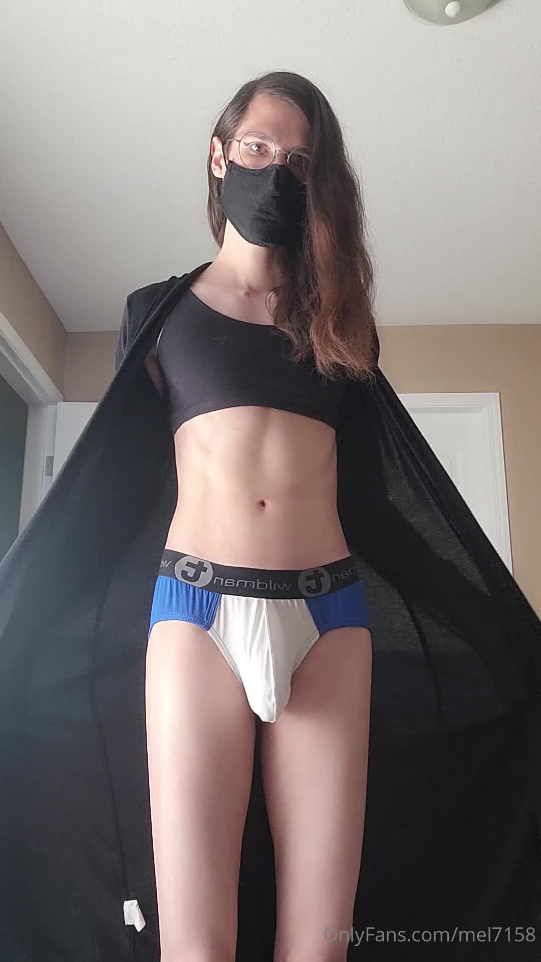 Mel7158 - Doing tricks with my cock but it always ends the same