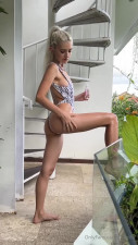 evaelfie OnlyFans leaked Evaelfie - warning: the heat’s not from the sun on HDthot